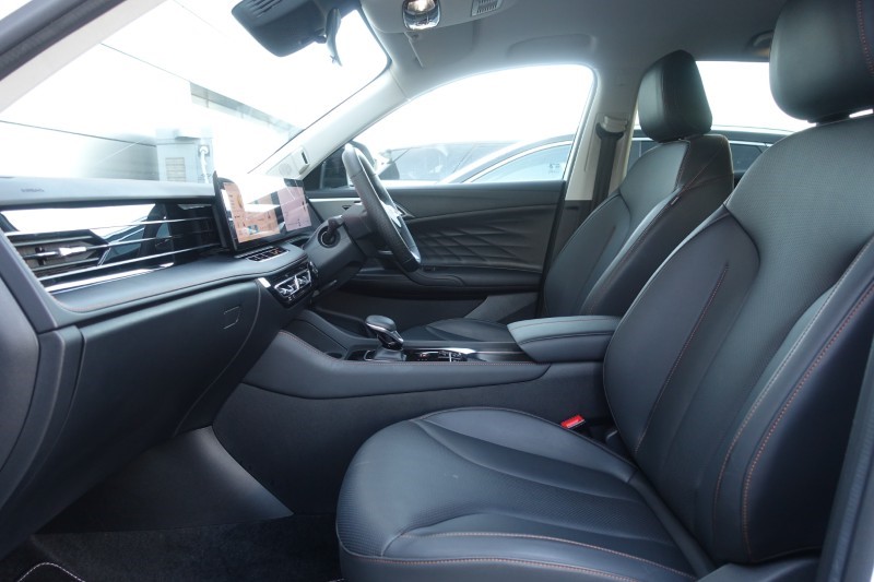 2026 (26) MG MOTOR UK HS 1.5 T-GDI PHEV Trophy 5dr Auto 5888681