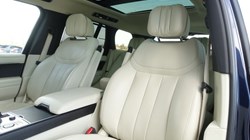 2023 (23) LAND ROVER RANGE ROVER 3.0 D350 Autobiography 4dr Auto 5889059