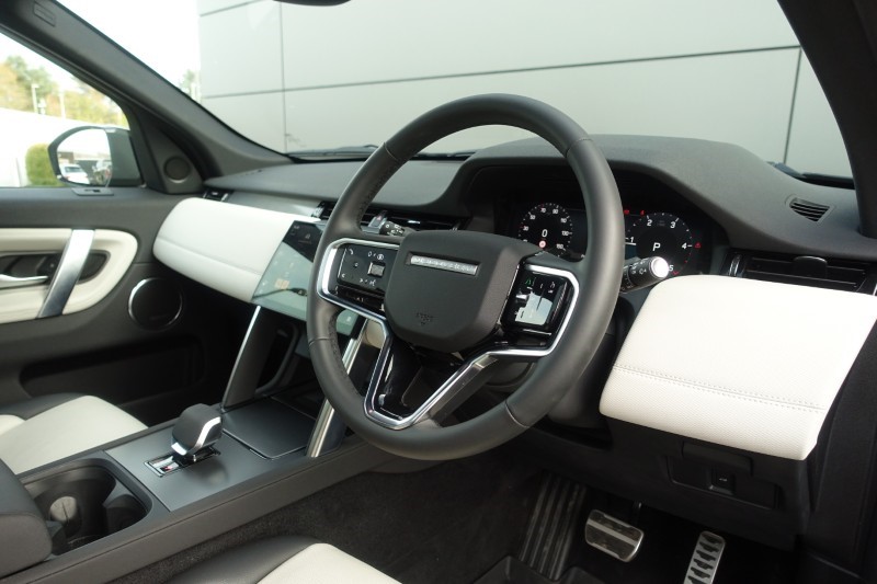 2025 (75) LAND ROVER DISCOVERY SPORT 2.0 D200 Dynamic SE 5dr Auto [5 Seat] 5945908