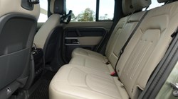 2020 (70) LAND ROVER DEFENDER 3.0 D300 HSE 110 5dr Auto 5951416