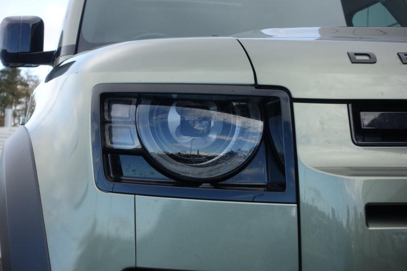 2020 (70) LAND ROVER DEFENDER 3.0 D300 HSE 110 5dr Auto 5951429