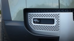 2020 (70) LAND ROVER DEFENDER 3.0 D300 HSE 110 5dr Auto 5951434