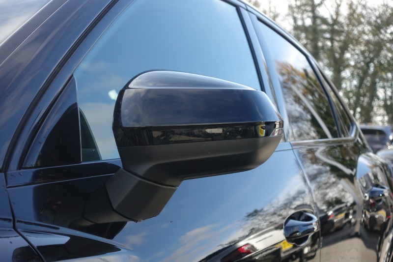 2025 (74) AUDI Q3 45 TFSI 245 Quattro Black Edition 5dr S Tronic 5965172