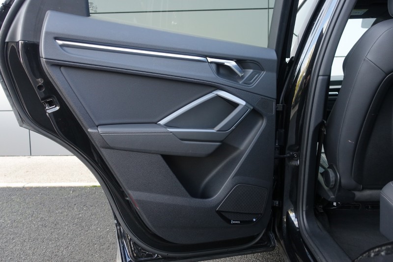 2025 (74) AUDI Q3 45 TFSI 245 Quattro Black Edition 5dr S Tronic 5965197