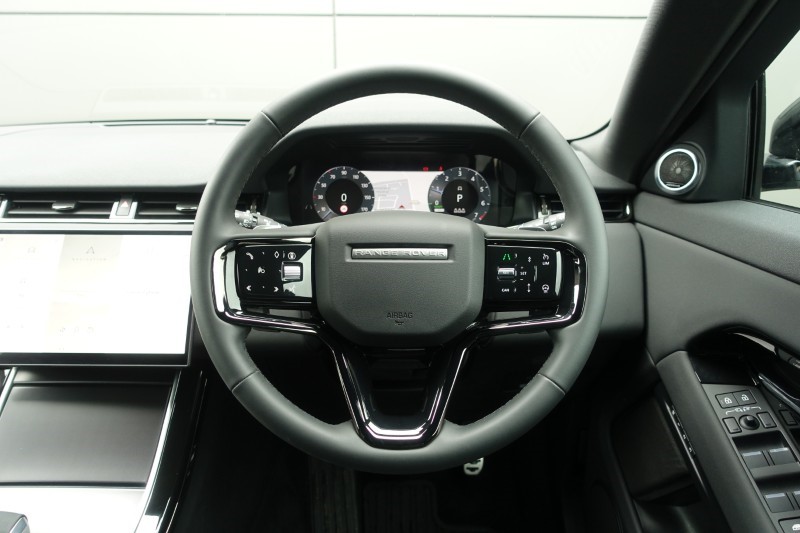 2026 (26) LAND ROVER RANGE ROVER EVOQUE 1.5 P270e Dynamic SE 5dr Auto 5940193