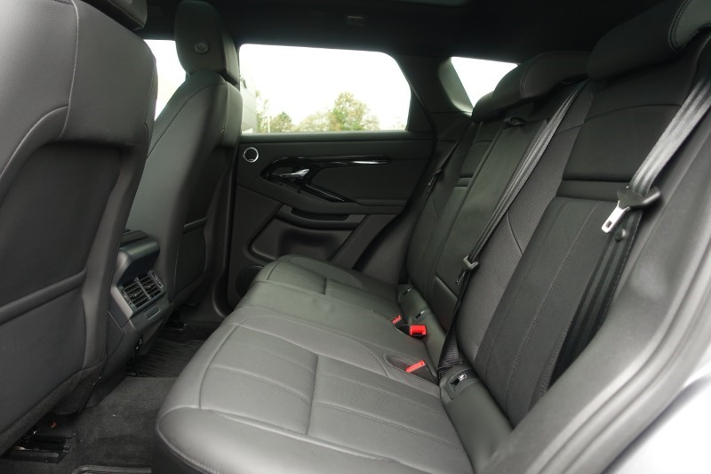 2026 (26) LAND ROVER RANGE ROVER EVOQUE 1.5 P270e Dynamic SE 5dr Auto 5940182