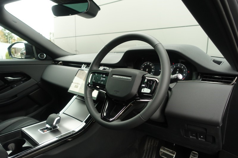 2026 (26) LAND ROVER RANGE ROVER EVOQUE 1.5 P270e Dynamic SE 5dr Auto 5940229