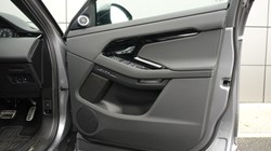 2026 (26) LAND ROVER RANGE ROVER EVOQUE 1.5 P270e Dynamic SE 5dr Auto 5940233