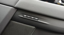 2026 (26) LAND ROVER RANGE ROVER EVOQUE 1.5 P270e Dynamic SE 5dr Auto 5940234