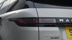 2020 (70) LAND ROVER RANGE ROVER EVOQUE 2.0 D180 SE 5dr Auto 5946021