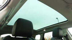 2020 (70) LAND ROVER RANGE ROVER EVOQUE 2.0 D180 SE 5dr Auto 5946046