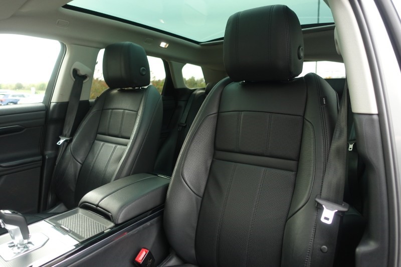 2020 (70) LAND ROVER RANGE ROVER EVOQUE 2.0 D180 SE 5dr Auto 5946061