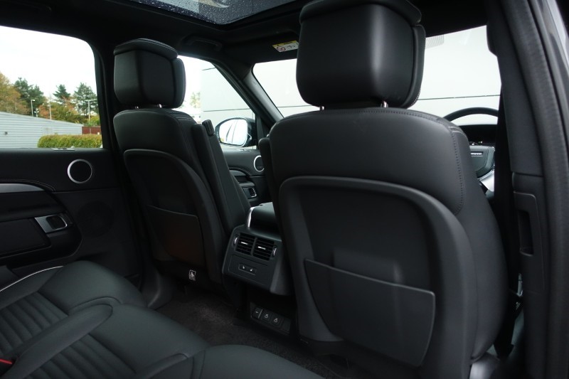 2024 (24) LAND ROVER DISCOVERY 3.0 D300 Dynamic HSE 5dr Auto 5958513