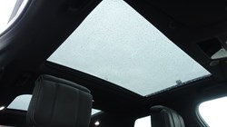 2024 (24) LAND ROVER DISCOVERY 3.0 D300 Dynamic HSE 5dr Auto 5958506