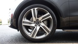 2024 (24) LAND ROVER DISCOVERY 3.0 D300 Dynamic HSE 5dr Auto 5958485
