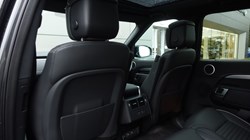 2024 (24) LAND ROVER DISCOVERY 3.0 D300 Dynamic HSE 5dr Auto 5958518