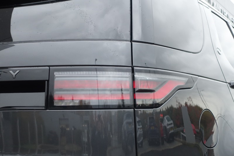 2024 (24) LAND ROVER DISCOVERY 3.0 D300 Dynamic HSE 5dr Auto 5958481