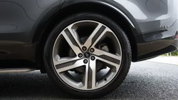2024 (24) LAND ROVER DISCOVERY 3.0 D300 Dynamic HSE 5dr Auto 5958483