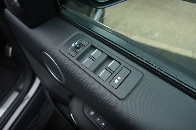2024 (24) LAND ROVER DISCOVERY 3.0 D300 Dynamic HSE 5dr Auto 5958511