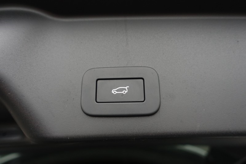 2024 (24) LAND ROVER RANGE ROVER EVOQUE 2.0 D200 Dynamic SE 5dr Auto 5956376