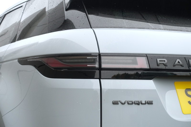 2024 (24) LAND ROVER RANGE ROVER EVOQUE 2.0 D200 Dynamic SE 5dr Auto 5956364