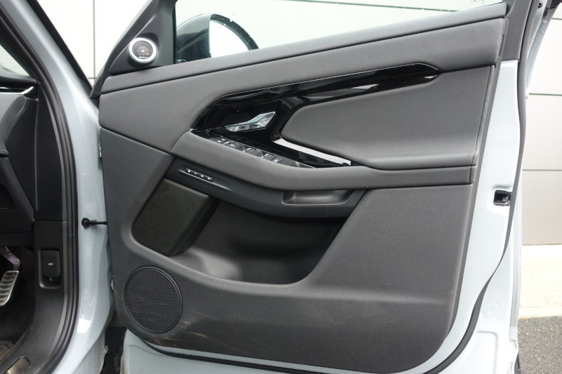 2024 (24) LAND ROVER RANGE ROVER EVOQUE 2.0 D200 Dynamic SE 5dr Auto 5956392