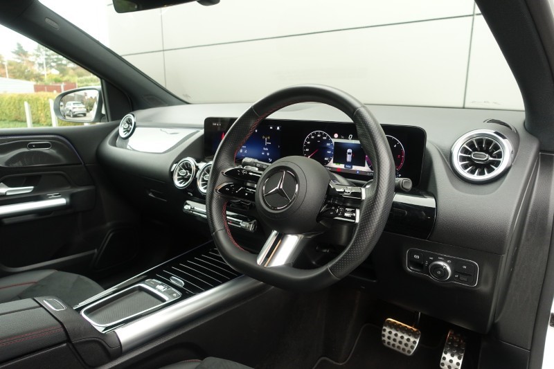 2023 (73) MERCEDES-BENZ B CLASS B200d AMG Line Executive 5dr Auto 5961211