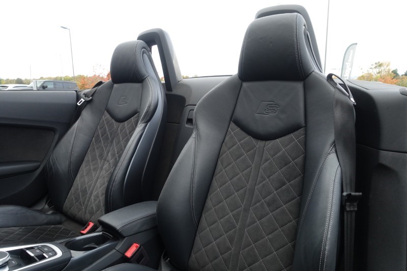2021 (71) AUDI TT Roadster 45 TFSI Quattro Black Edition 2dr S Tronic 5966803