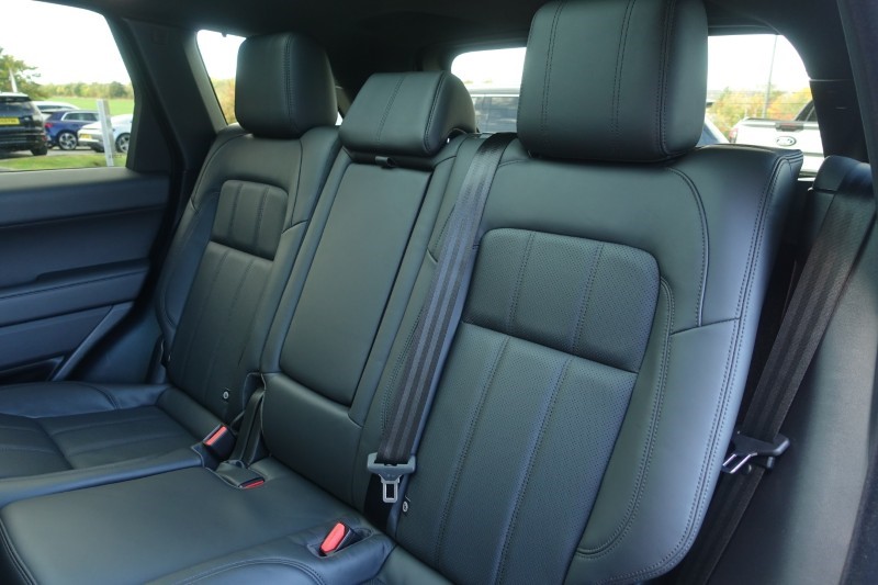 2020 (20) LAND ROVER RANGE ROVER SPORT 3.0 SDV6 HSE Dynamic 5dr Auto 5950975