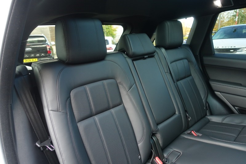 2020 (20) LAND ROVER RANGE ROVER SPORT 3.0 SDV6 HSE Dynamic 5dr Auto 5950971