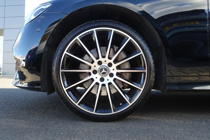 2022 (22) MERCEDES-BENZ E CLASS E300d 4Matic AMG Line Night Ed Pre PLUS 2dr 9G-Tronic 5951382