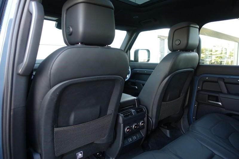 2026 (26) LAND ROVER DEFENDER 3.0 D350 X-Dynamic HSE 110 5dr Auto 5972432
