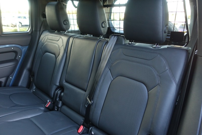 2026 (26) LAND ROVER DEFENDER 3.0 D350 X-Dynamic HSE 110 5dr Auto 5972433