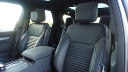 2025 (75) LAND ROVER DISCOVERY 3.0 D350 Dynamic SE 5dr Auto 5972060