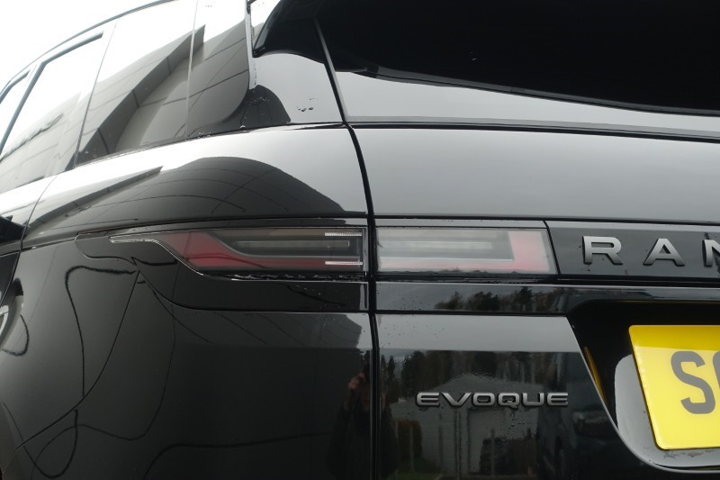 2026 (75) LAND ROVER RANGE ROVER EVOQUE 2.0 D200 Dynamic SE 5dr Auto 5979061