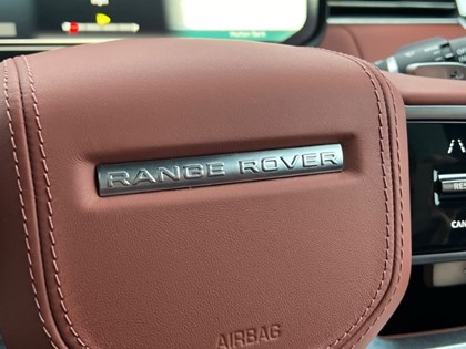  LAND ROVER RANGE ROVER 3.0 D350 SV LWB 4dr Auto