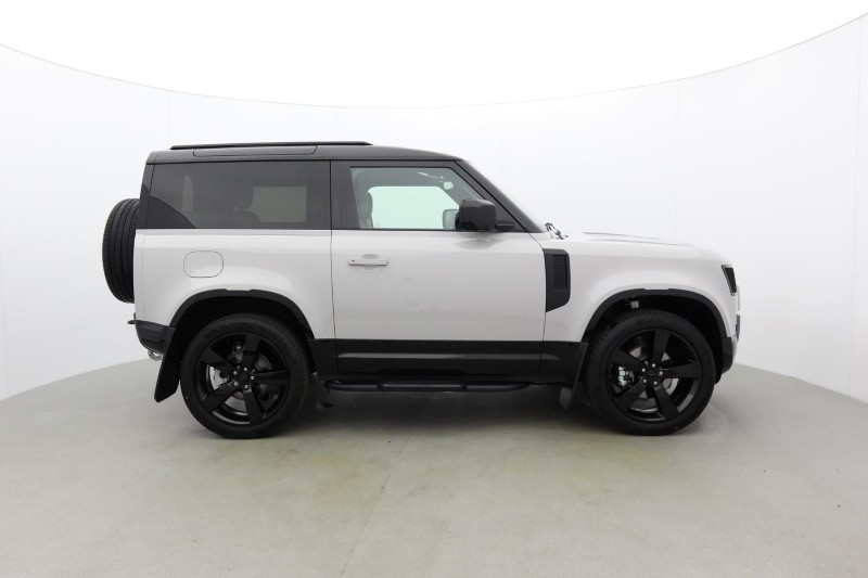  LAND ROVER DEFENDER 3.0 D250 X-Dynamic SE 90 3dr Auto 5108503