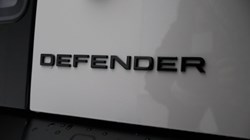 LAND ROVER DEFENDER 3.0 D250 X-Dynamic SE 90 3dr Auto 5108512