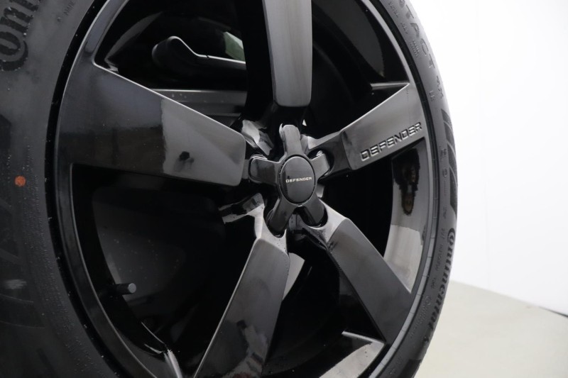  LAND ROVER DEFENDER 3.0 D250 X-Dynamic SE 90 3dr Auto 5108510