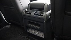 LAND ROVER DEFENDER 3.0 D250 X-Dynamic SE 90 3dr Auto 5108551