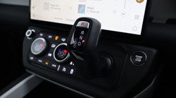 LAND ROVER DEFENDER 3.0 D250 X-Dynamic SE 90 3dr Auto 5108564
