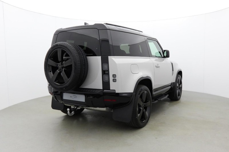  LAND ROVER DEFENDER 3.0 D250 X-Dynamic SE 90 3dr Auto 5108505