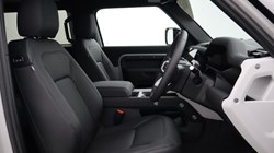 LAND ROVER DEFENDER 3.0 D250 X-Dynamic SE 90 3dr Auto 5108541