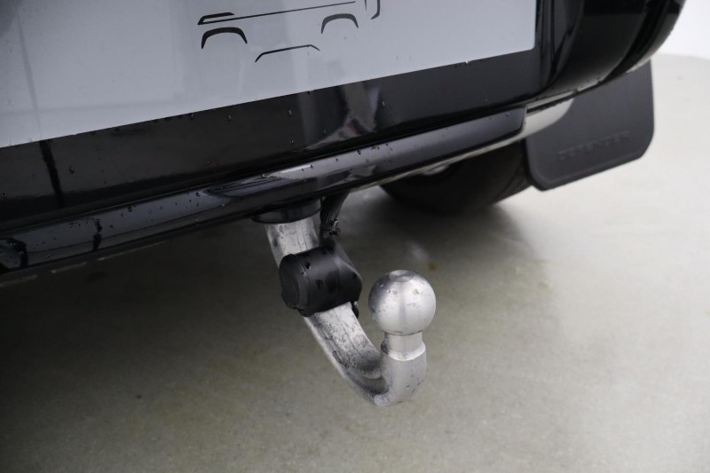  LAND ROVER DEFENDER 3.0 D250 X-Dynamic SE 90 3dr Auto 5108511