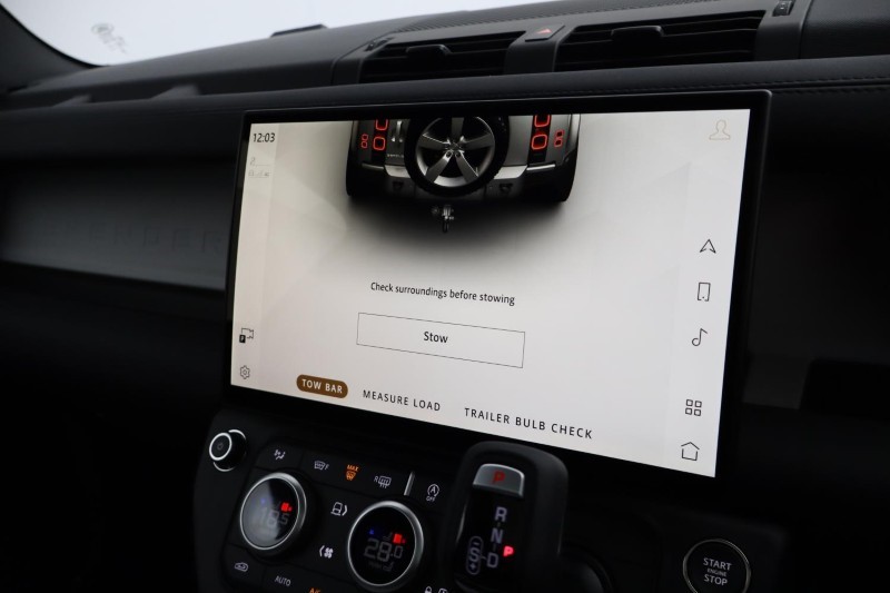  LAND ROVER DEFENDER 3.0 D250 X-Dynamic SE 90 3dr Auto 5108559