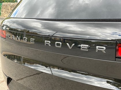  LAND ROVER RANGE ROVER SPORT 4.4 P530 V8 5dr Auto