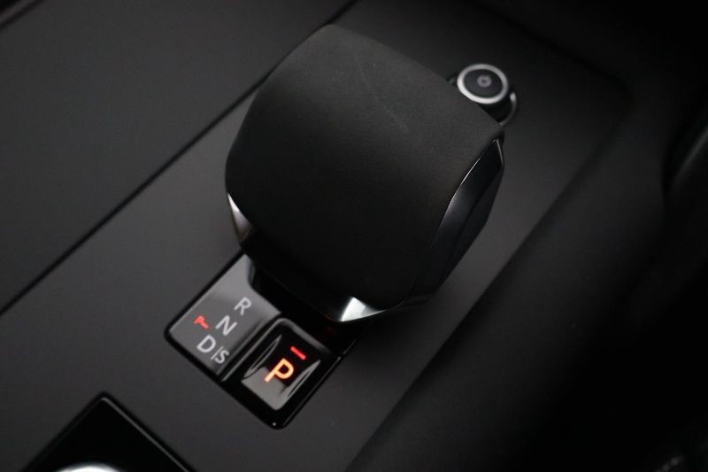  LAND ROVER COMMERCIAL DISCOVERY 3.0 D300 Dynamic HSE Commercial Auto 3444205