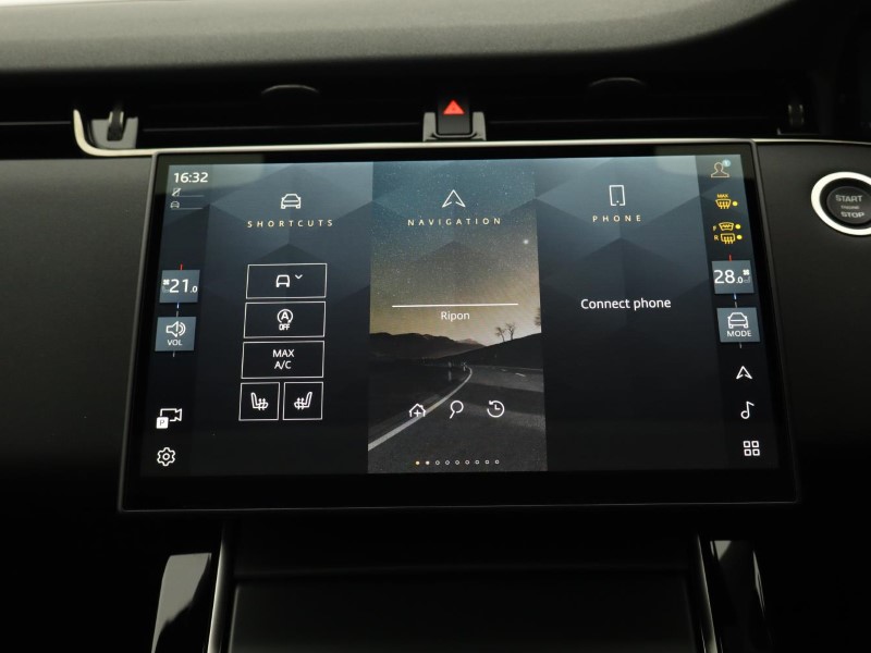 2025 (25) LAND ROVER RANGE ROVER EVOQUE 2.0 D200 Dynamic SE 5dr Auto 3716753