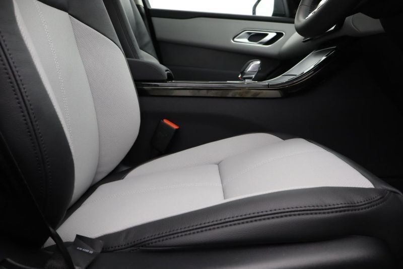  LAND ROVER RANGE ROVER VELAR 2.0 D200 MHEV Dynamic SE 5dr Auto 3881221