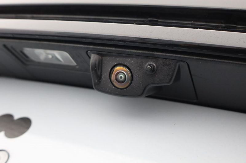  LAND ROVER RANGE ROVER VELAR 2.0 D200 MHEV Dynamic SE 5dr Auto 3881240